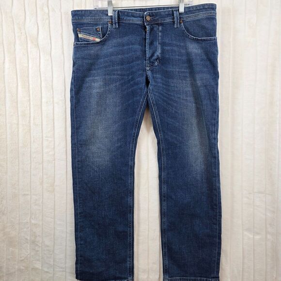 Diesel Larkee Jeans Men's Regular Straight Button Fly Blue Denim Size 38x30 - Picture 1 of 12